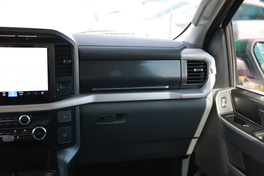 Used 2023 Ford F150 Lightning XLT image 28