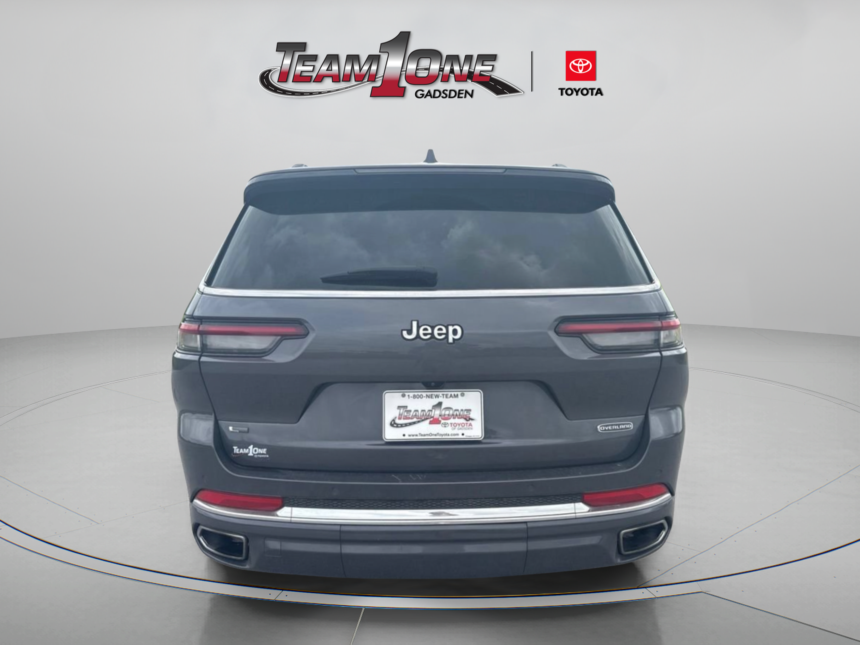 Used 2023 Jeep Grand Cherokee L Overland w/ Trailer Tow Group (B) RWD image 6