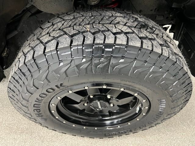 Used 2017 Toyota Tundra Limited w/ Limited Premium Package image 15