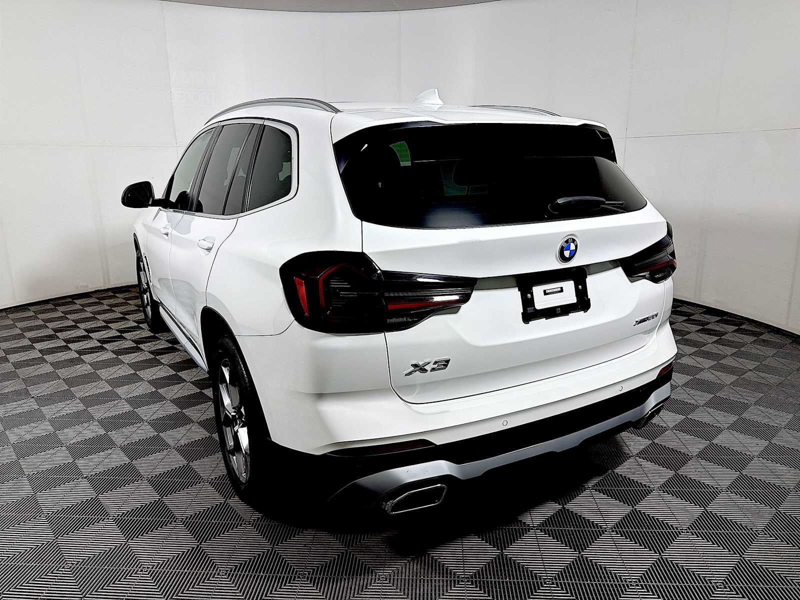Certified 2023 BMW X3 xDrive30i w/ Premium Package AWD/4WD image 5