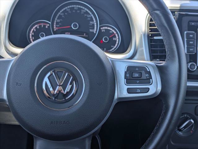 Used 2015 Volkswagen Beetle 1.8T FWD image 14