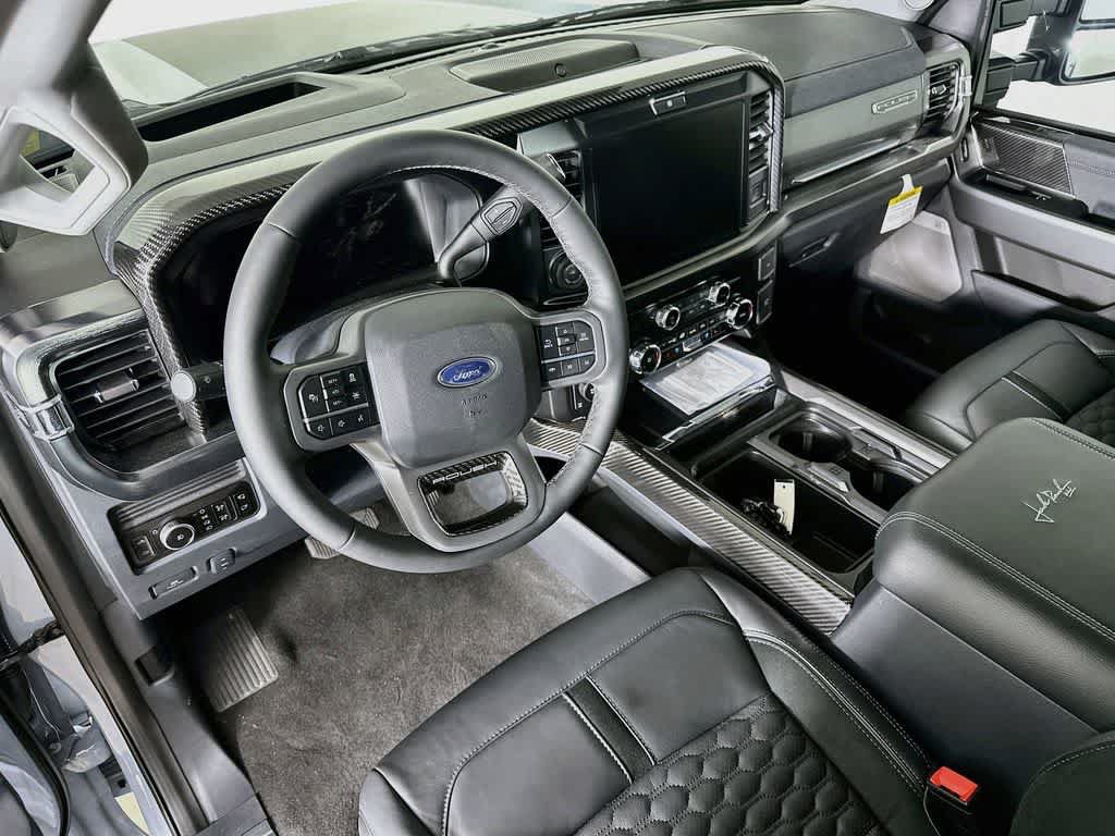 New 2026 Ford F250 Lariat w/ Black Appearance Package AWD/4WD image 2