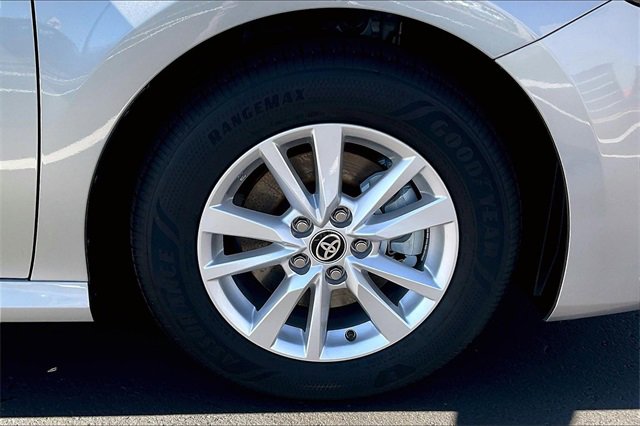 New 2026 Toyota Camry LE image 12