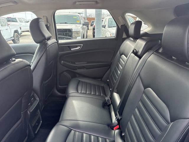 Used 2024 Ford Edge SEL image 28
