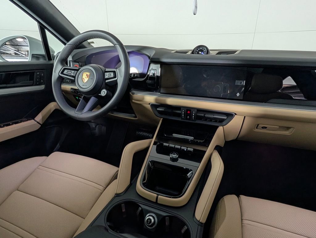 New 2026 Porsche Cayenne Coupe image 21