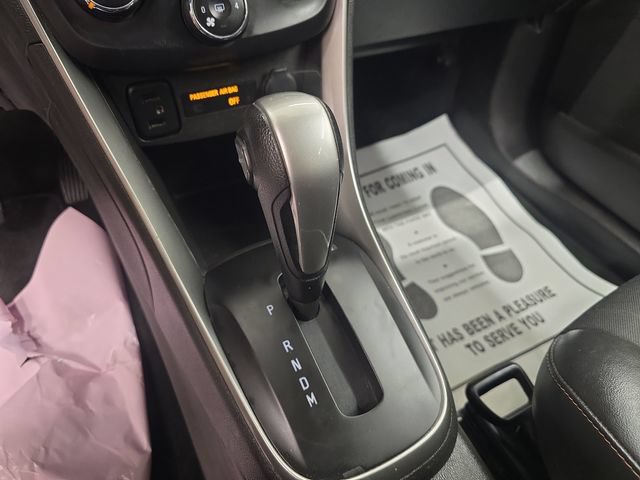 Used 2018 Chevrolet Trax LT w/ LT Convenience Package FWD image 25