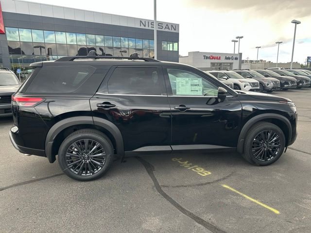 New 2026 Nissan Pathfinder SL w/ SL Premium Package AWD/4WD image 13