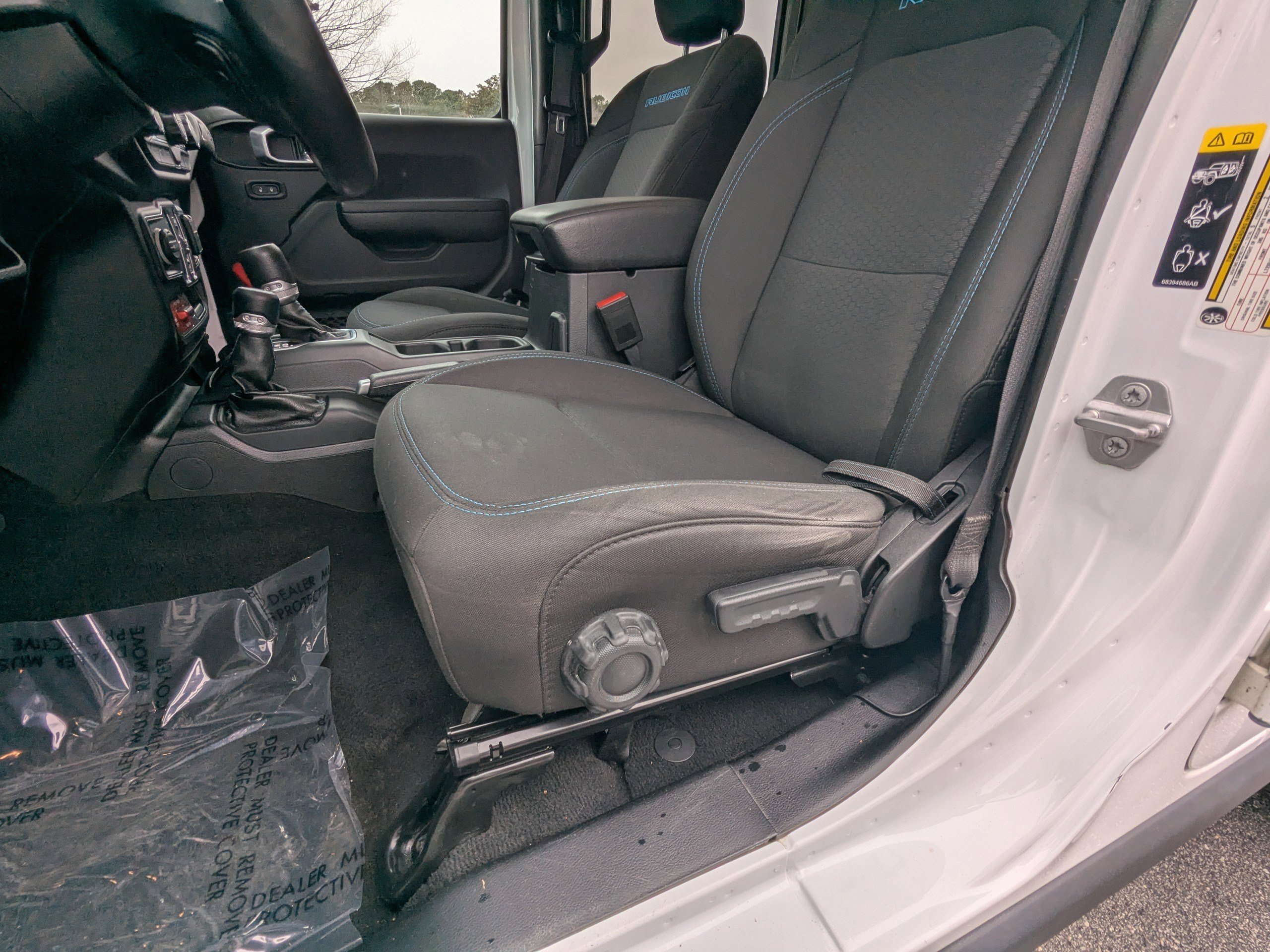 Used 2021 Jeep Wrangler Unlimited Rubicon 4xe w/ Cold Weather Group image 17