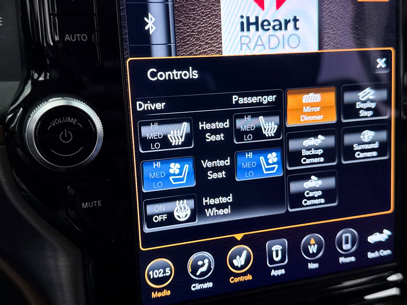 Used 2021 RAM 2500 Limited image 25