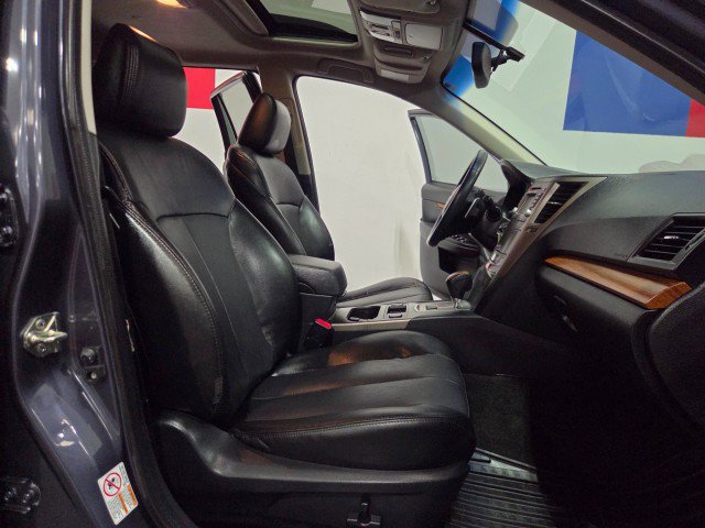 Used 2014 Subaru Outback 2.5i Limited image 60