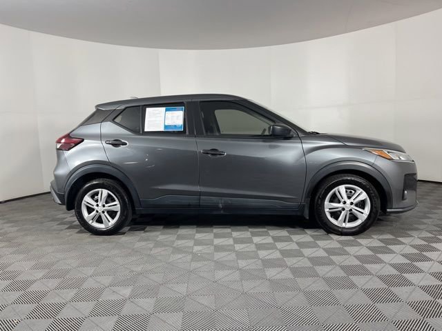 Used 2021 Nissan Kicks S image 12
