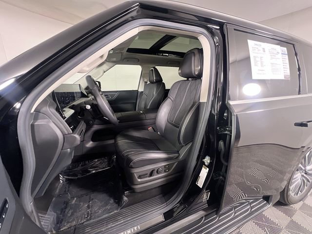 Used 2025 INFINITI QX80 Sensory AWD/4WD image 14