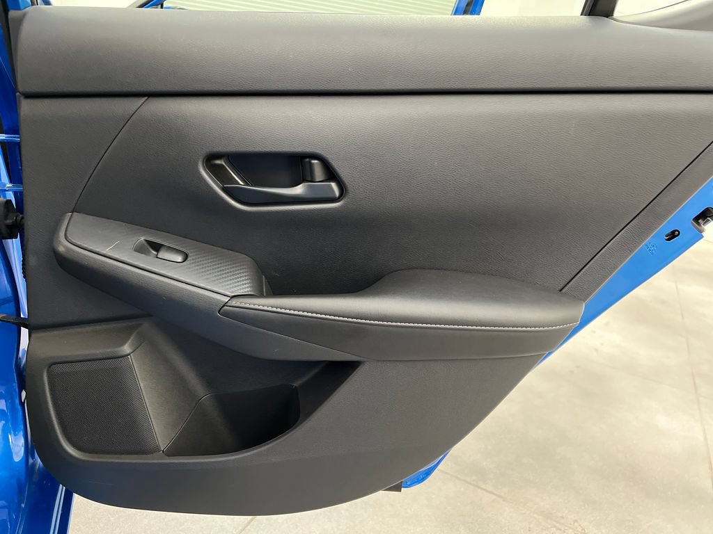 Used 2025 Nissan Sentra SV FWD image 24