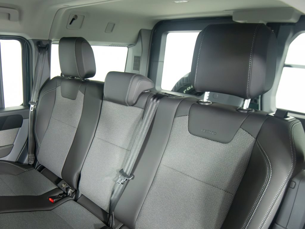 Used 2025 INEOS Grenadier AWD/4WD image 35