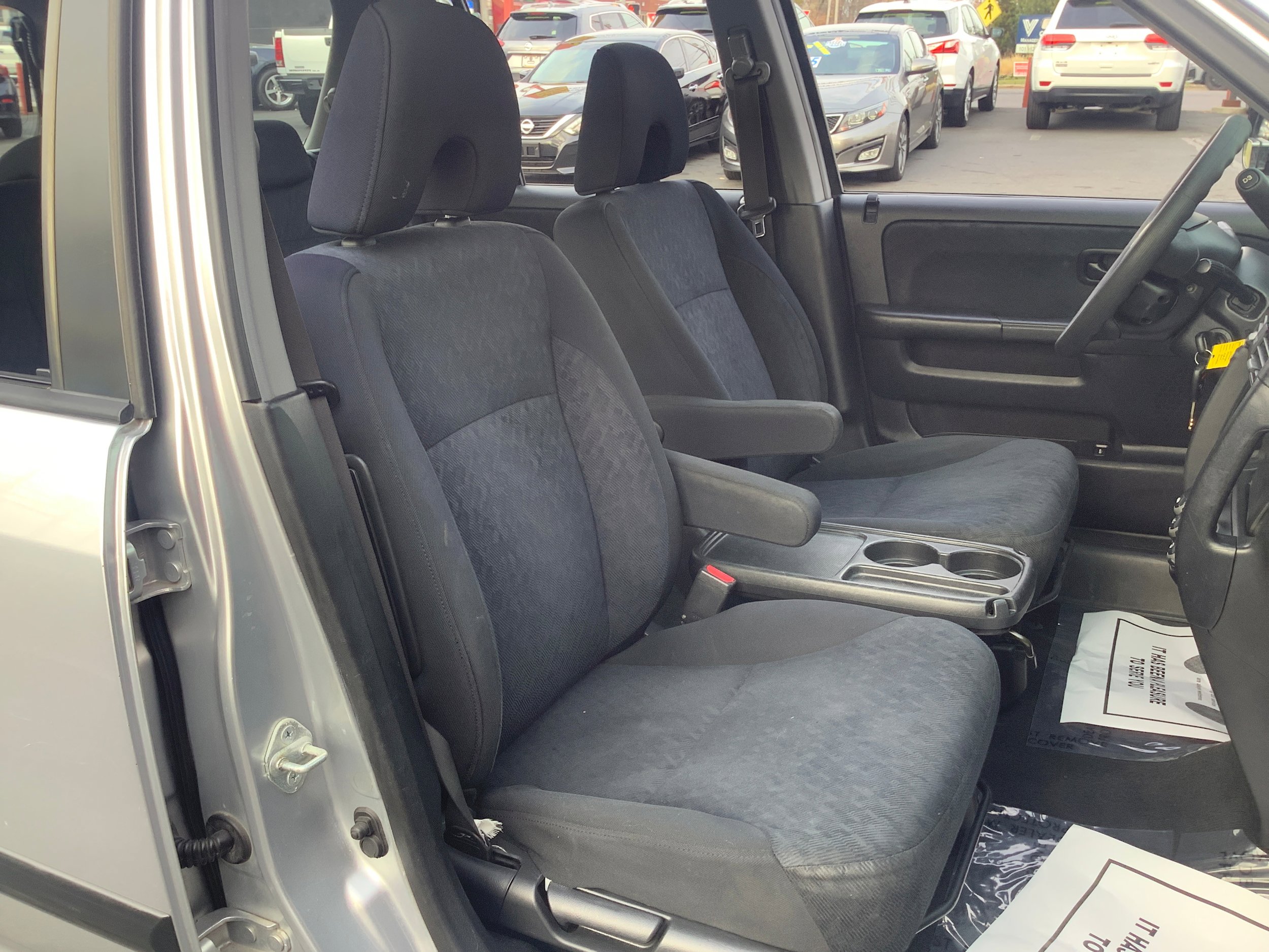 Used 2006 Honda CR-V LX image 15