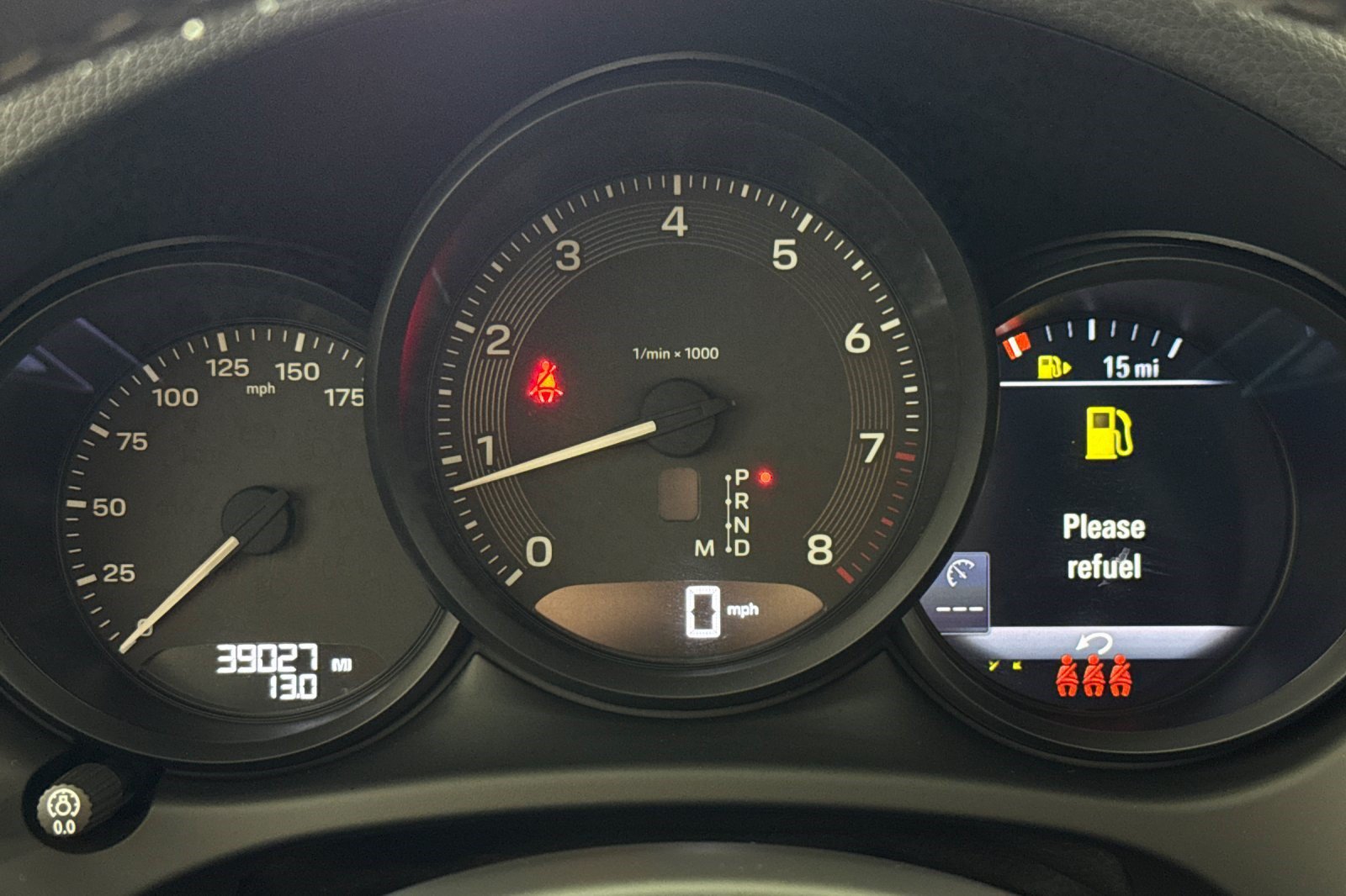 Used 2023 Porsche Macan AWD/4WD image 23
