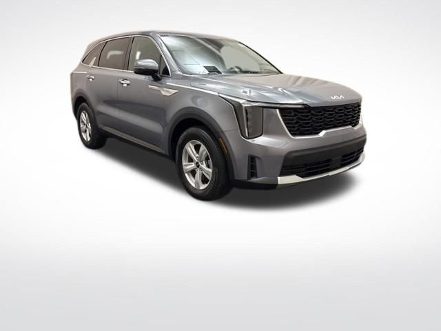 Certified 2025 Kia Sorento LX image 3