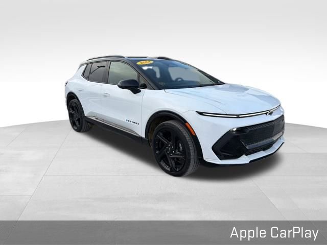 Used 2024 Chevrolet Equinox EV RS image 2