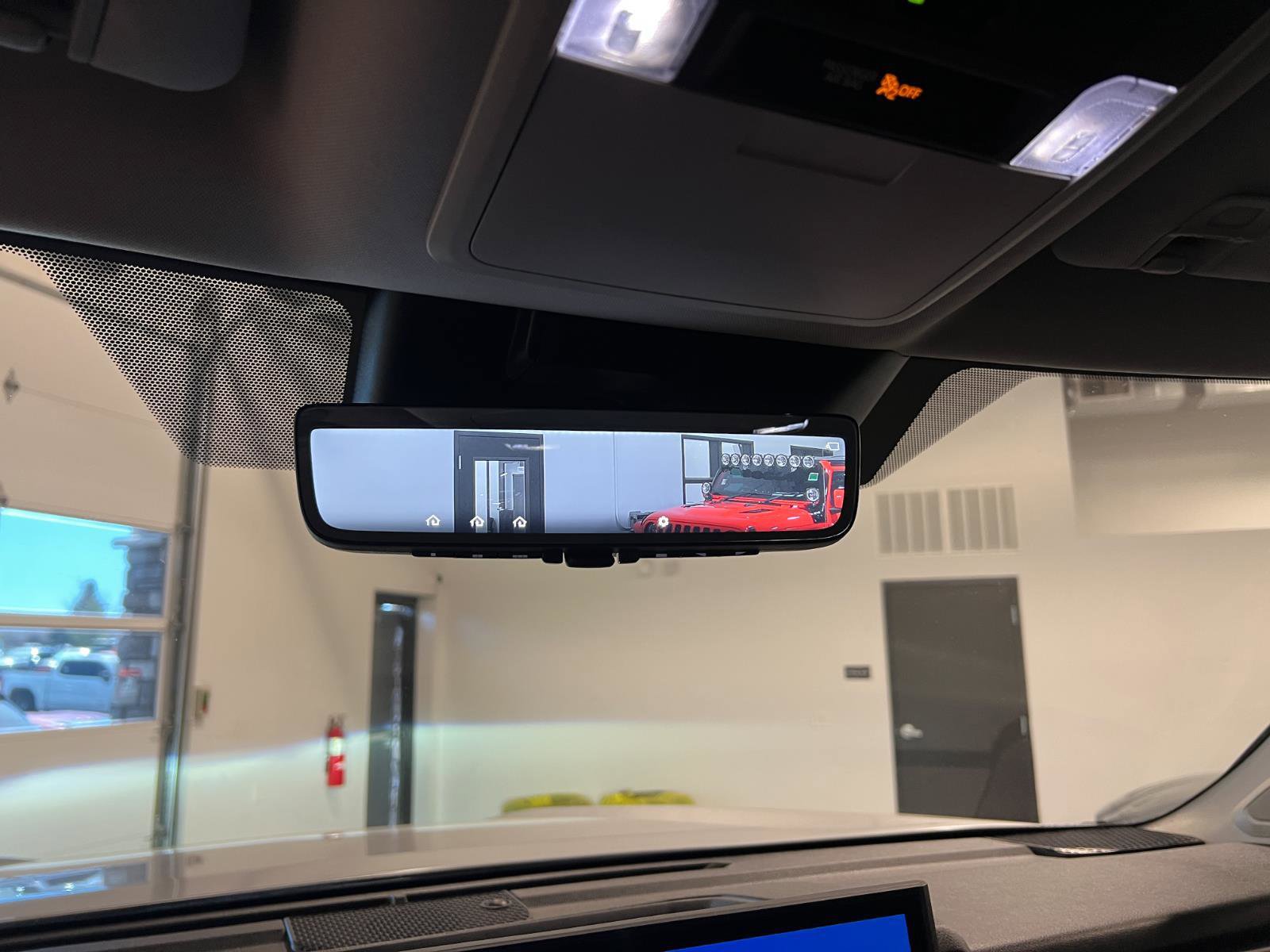 Used 2024 Toyota Tundra Limited AWD/4WD image 24