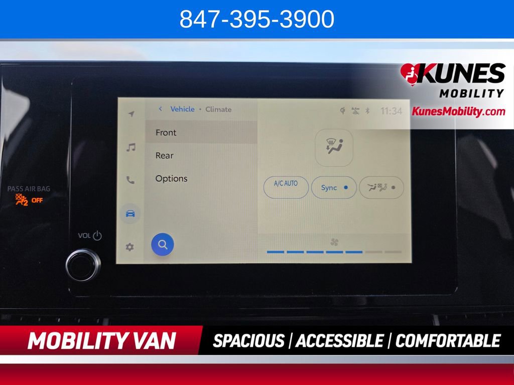 Used 2026 Toyota Sienna LE FWD image 52