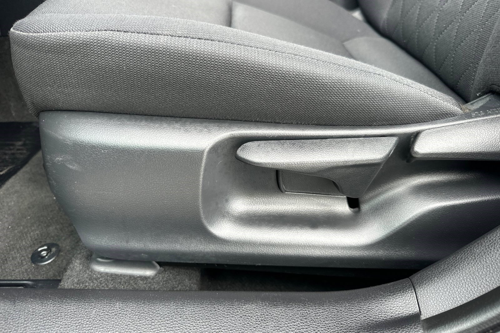 Used 2024 Toyota Corolla LE image 13