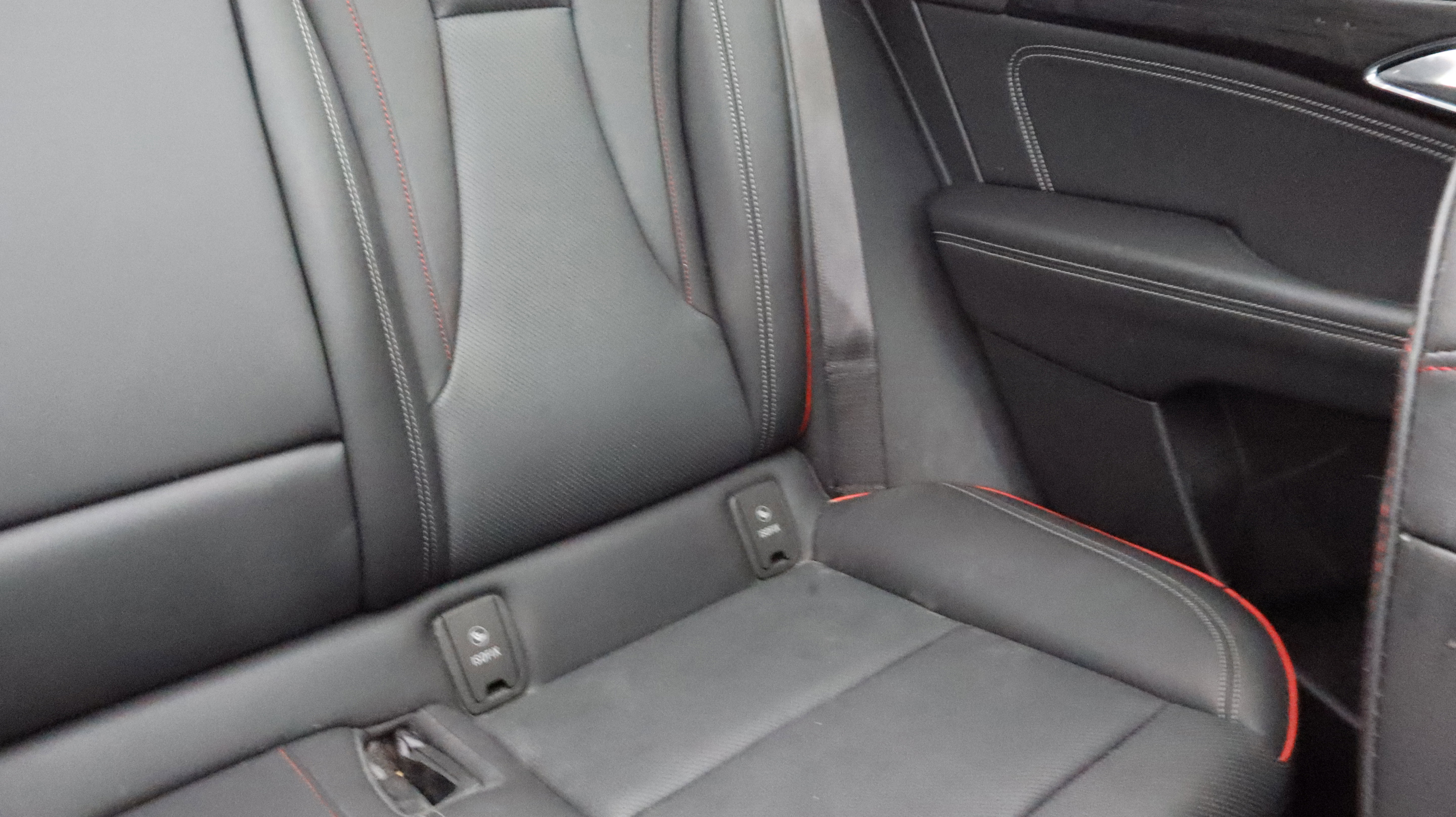 Certified 2022 Buick Envision Essence w/ Technology Package II AWD/4WD image 14