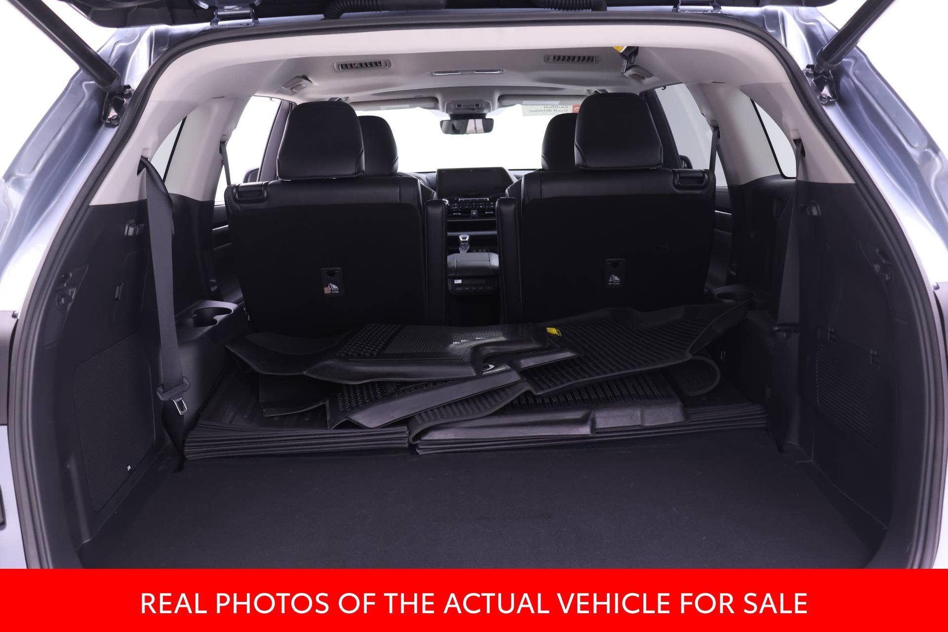 Certified 2021 Toyota Highlander Limited AWD/4WD image 11