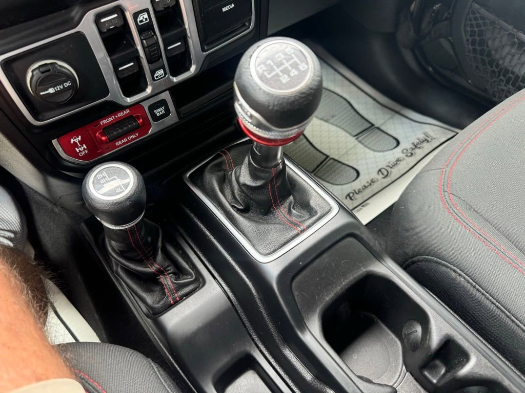 Used 2018 Jeep Wrangler Unlimited Rubicon image 22