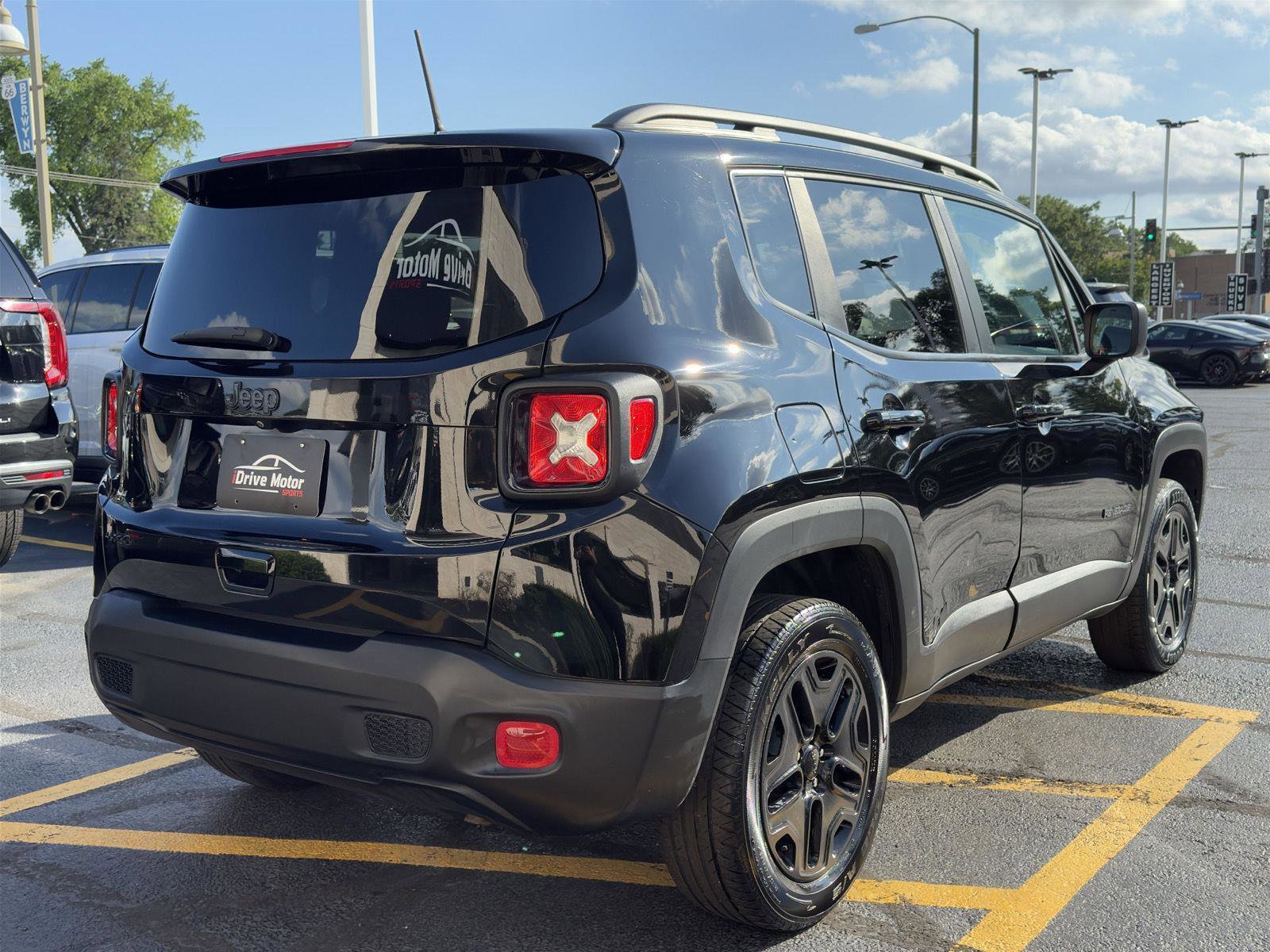Used 2019 Jeep Renegade Sport AWD/4WD image 15