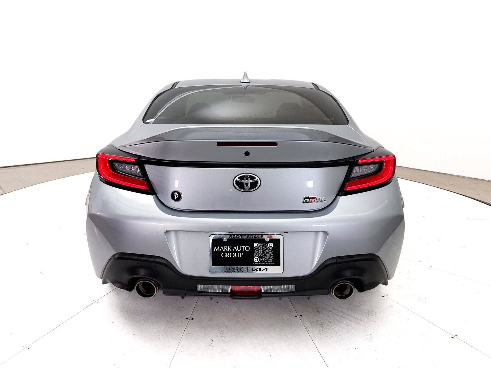 Used 2025 Toyota GR86 Premium RWD image 16