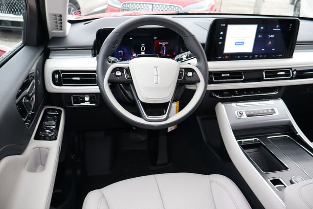 New 2025 Lincoln Aviator 2WD w/ Equipment Group 101A image 6
