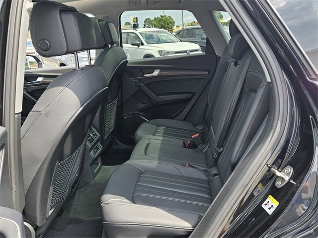 Used 2024 Audi Q5 2.0T Premium w/ Convenience Package image 6