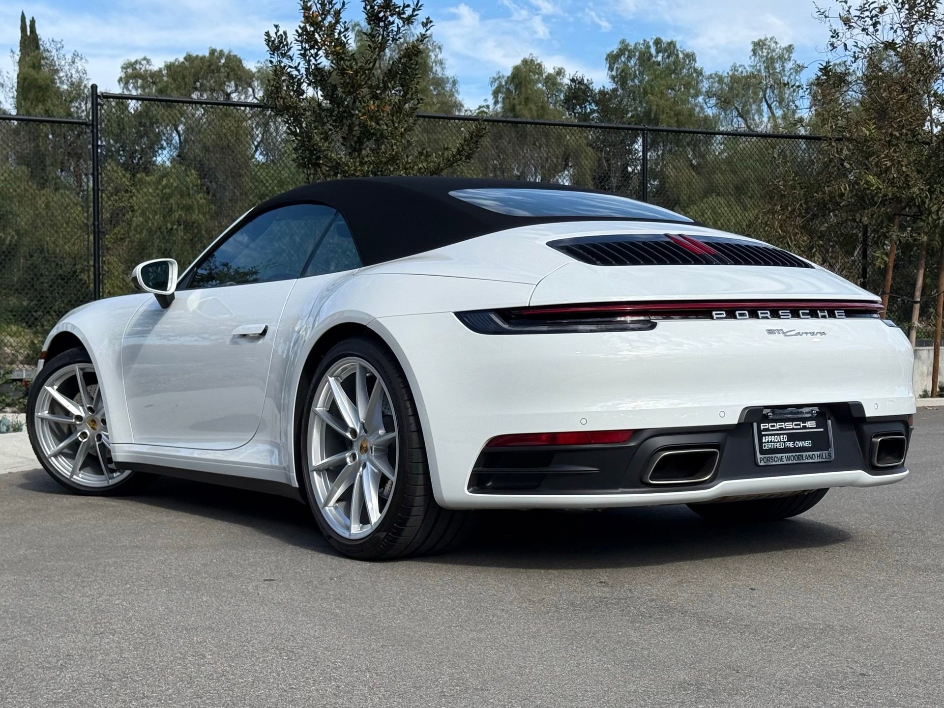 Certified 2024 Porsche 911 Carrera image 3