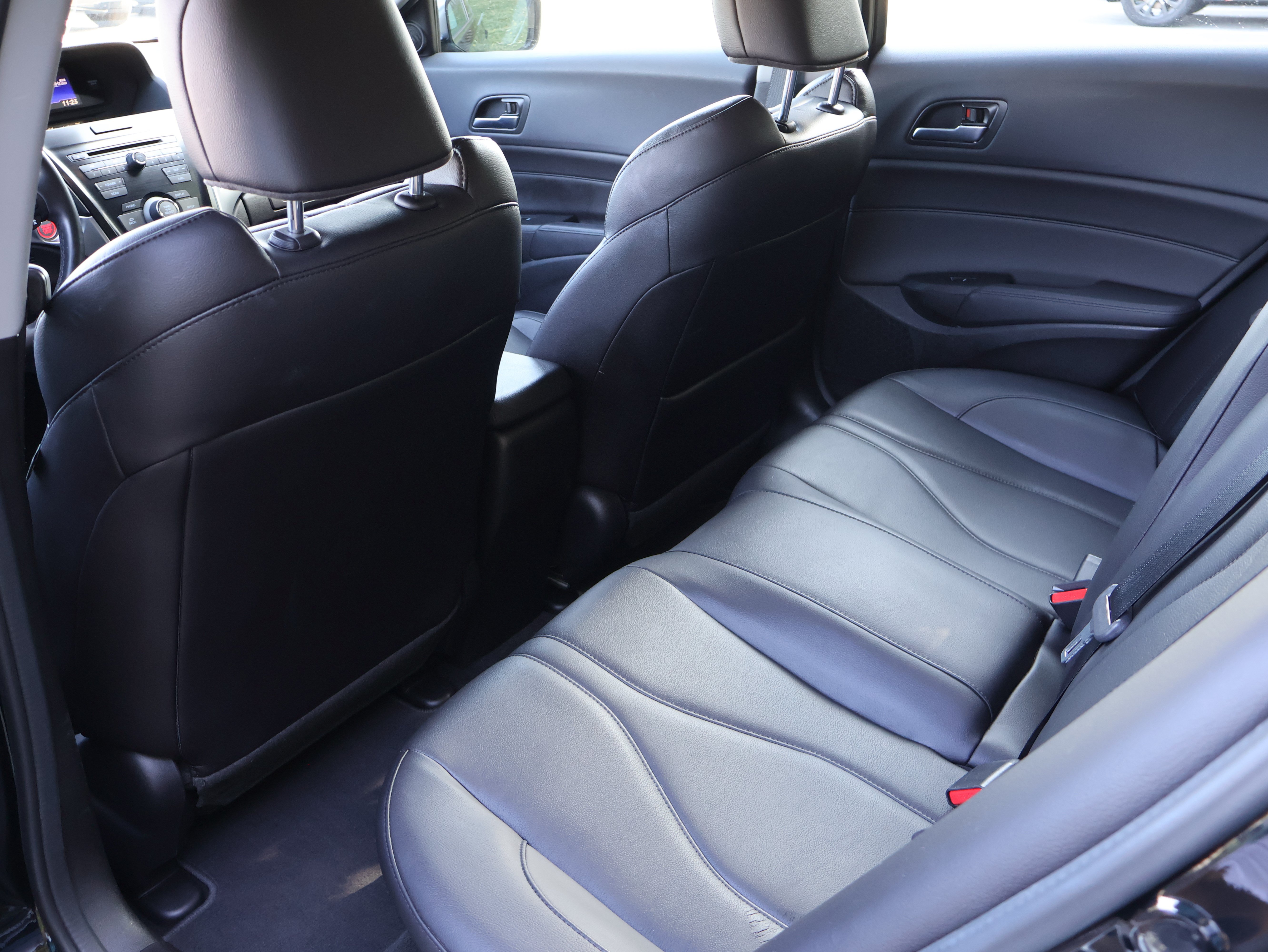Used 2020 Acura ILX FWD image 10