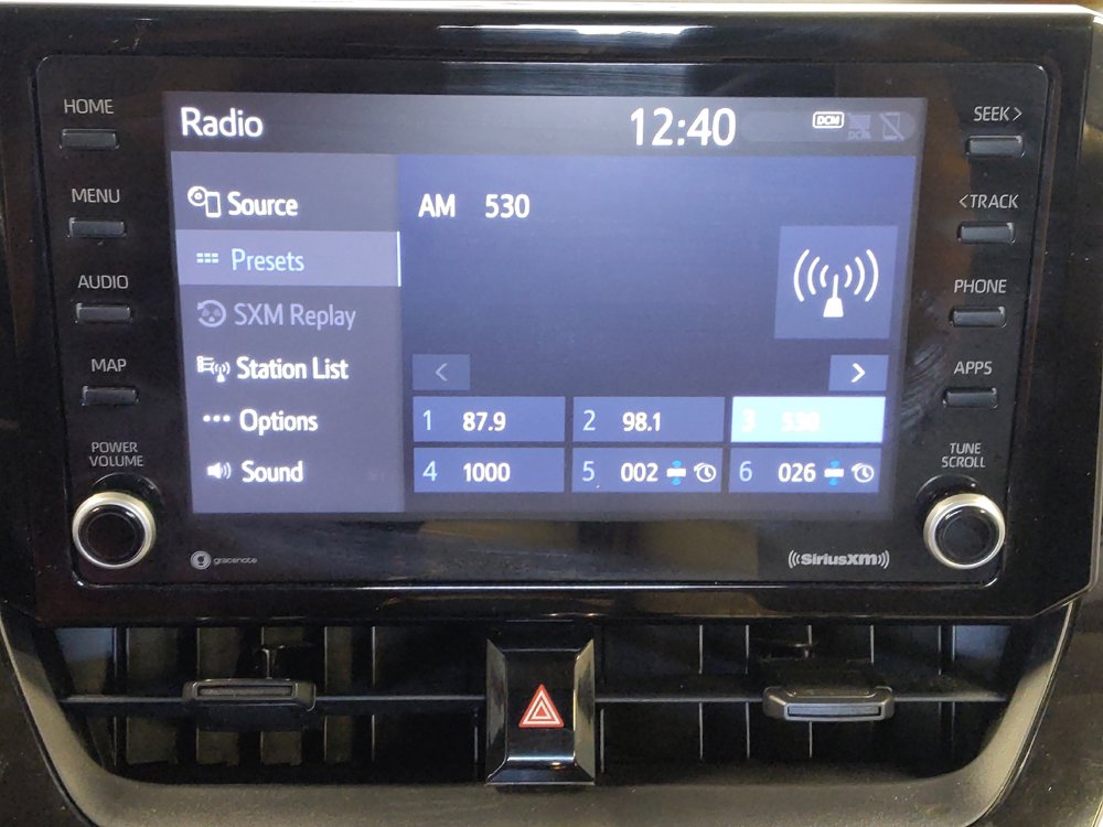 Used 2022 Toyota Corolla LE FWD image 25