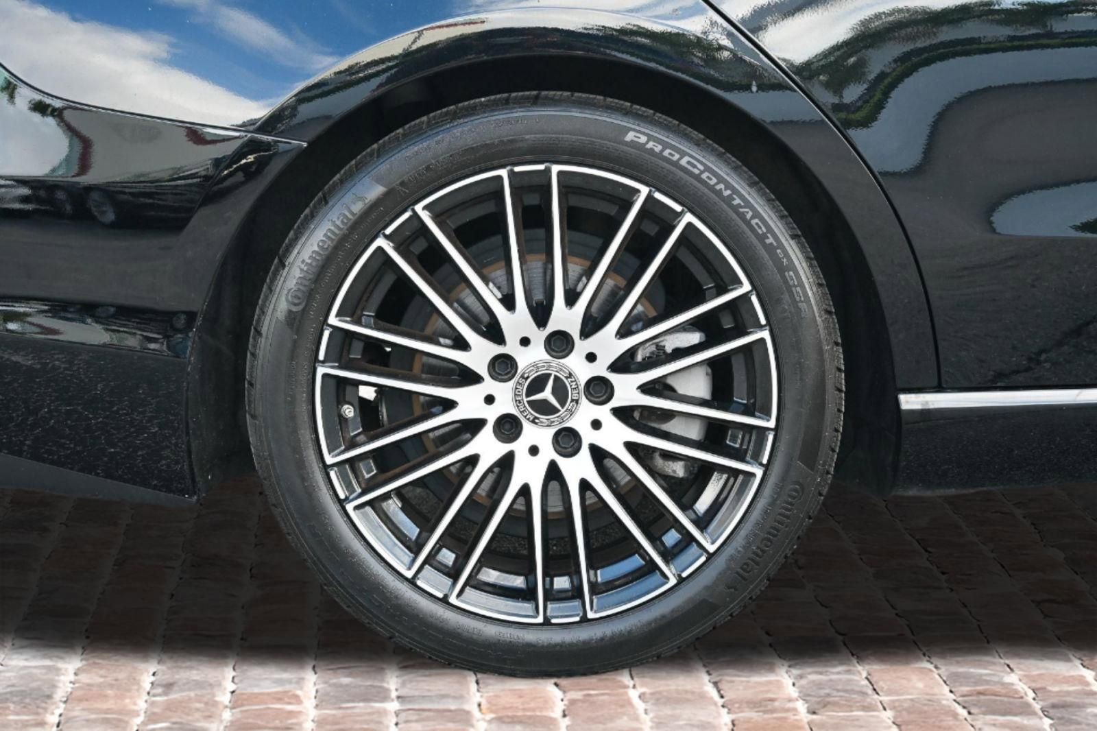 Used 2022 Mercedes-Benz C 300 Sedan w/ Exclusive Trim Package image 33