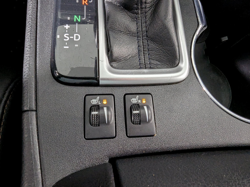 Used 2019 Toyota Highlander XLE AWD/4WD image 20
