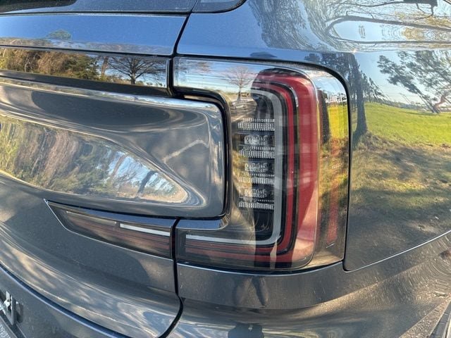 New 2025 Volvo EX90 Ultra AWD/4WD image 15