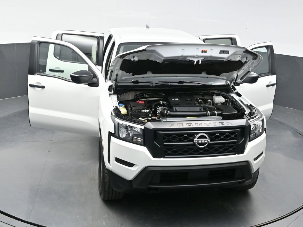 Used 2023 Nissan Frontier S w/ Tow Package image 37