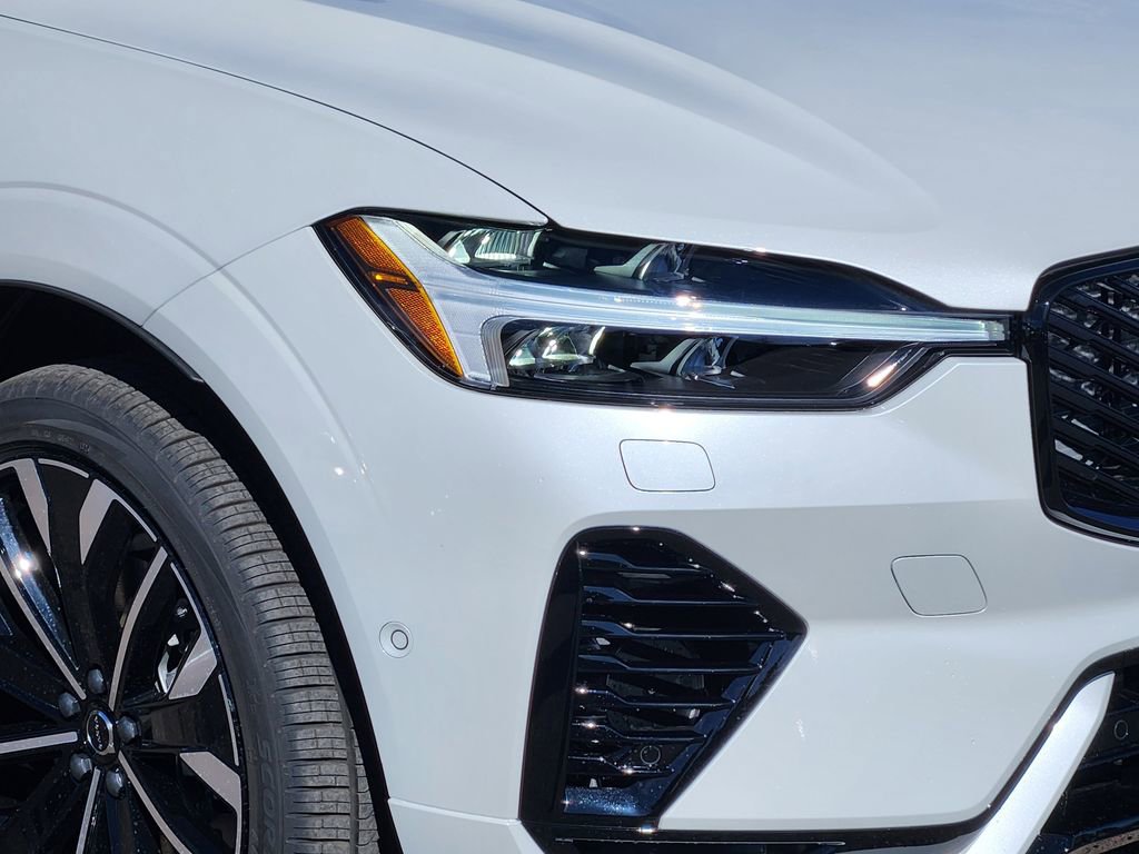 New 2026 Volvo XC60 T8 Ultra w/ Protection Package Premier image 28