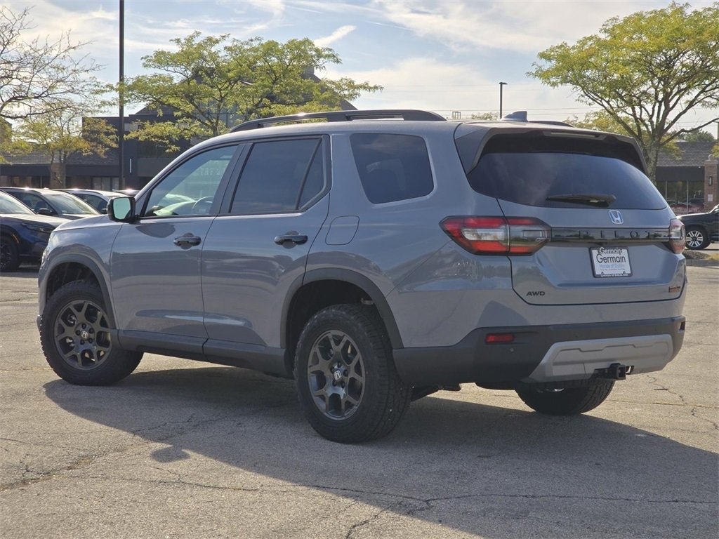 New 2025 Honda Pilot TrailSport image 19