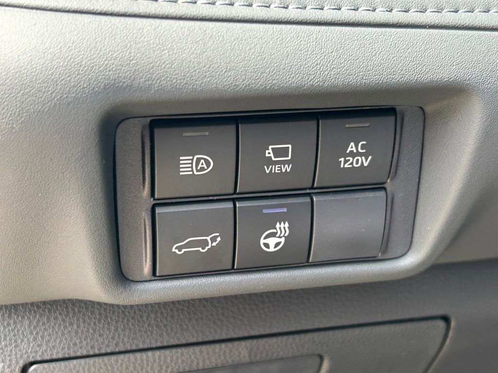 New 2026 Toyota Highlander Platinum AWD/4WD image 33