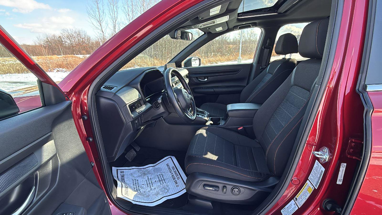 Used 2025 Honda CR-V Sport image 27