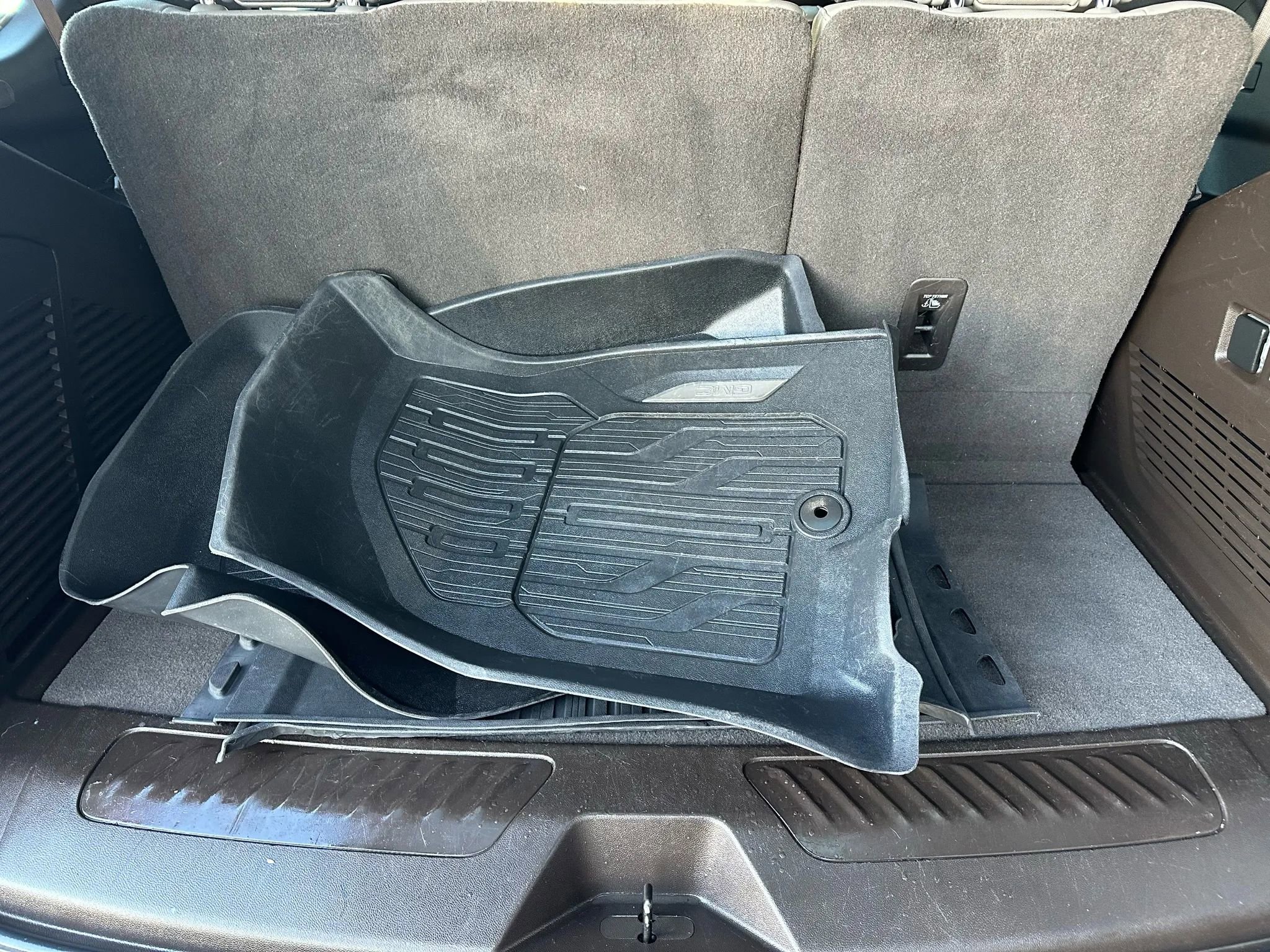 Used 2021 GMC Yukon SLT w/ SLT Luxury Plus Package image 30