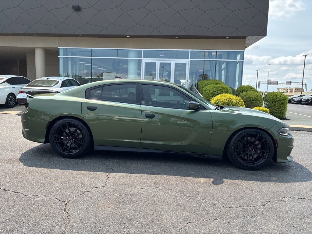 Used 2018 Dodge Charger R/T image 4