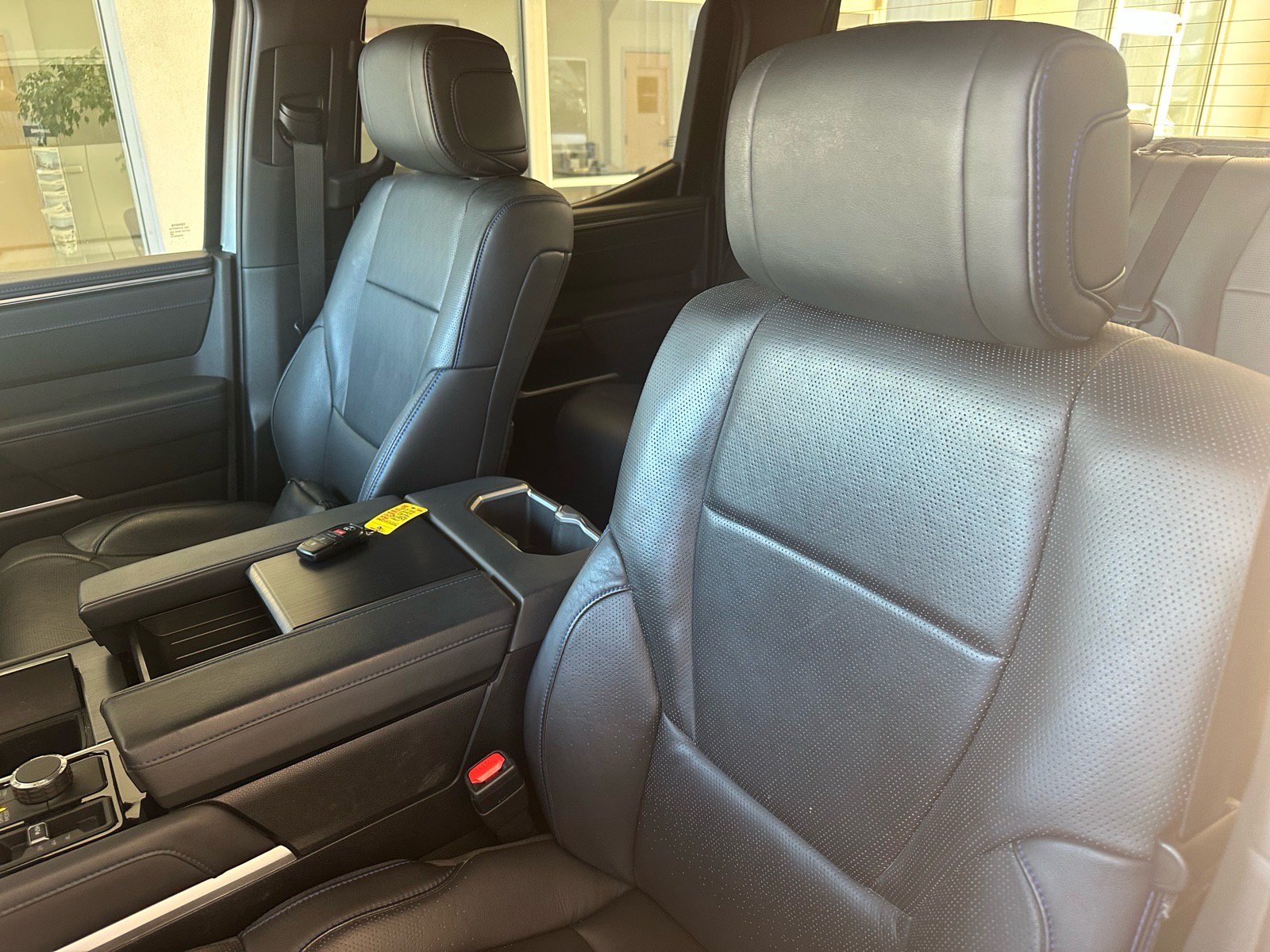 Used 2024 Toyota Tundra Platinum AWD/4WD image 24