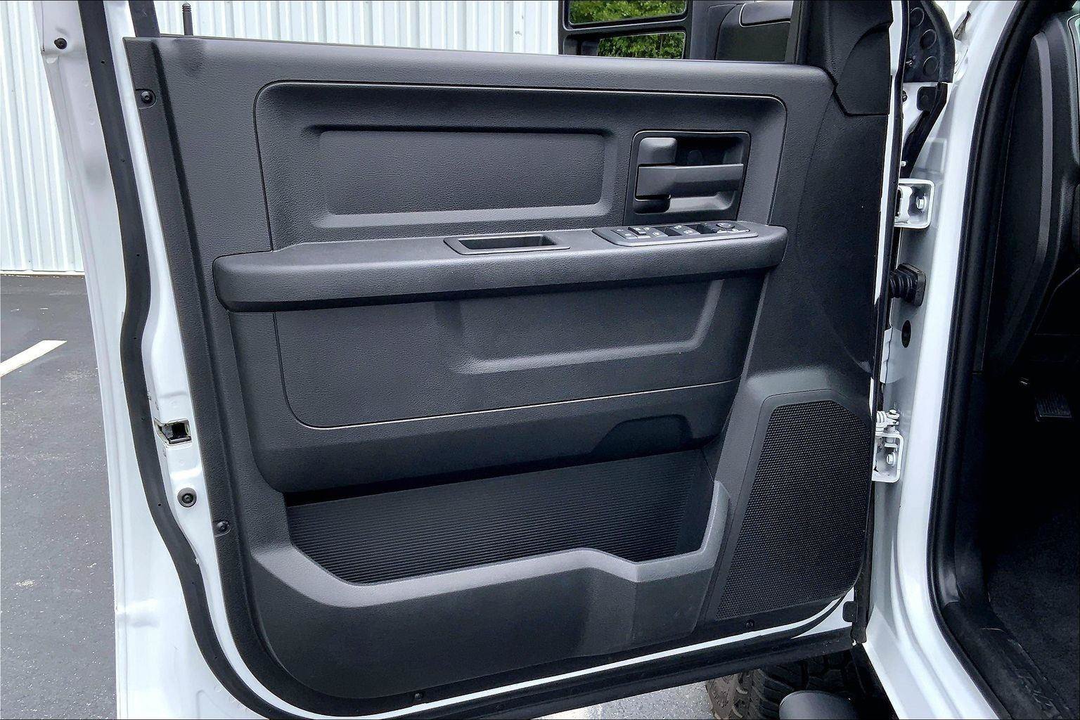 Used 2025 RAM 2500 Tradesman AWD/4WD image 21