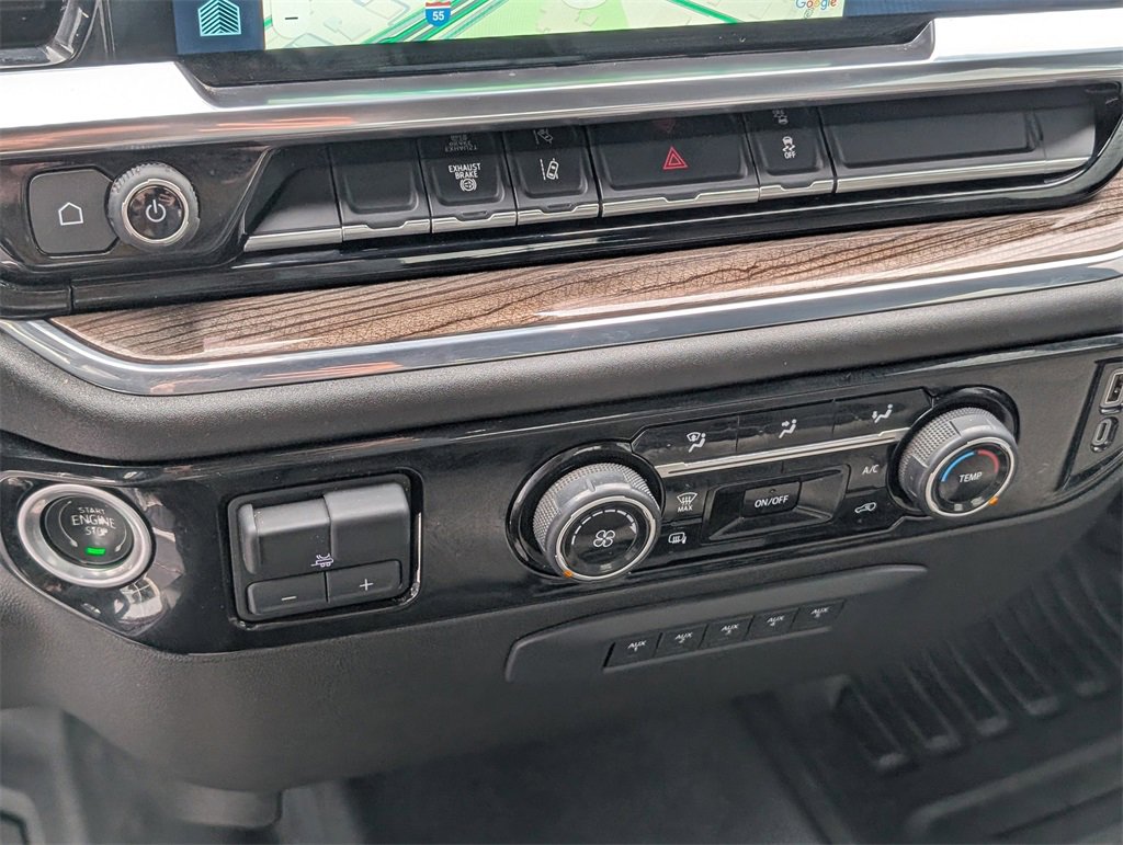 Used 2024 Chevrolet Silverado 3500 LT image 14