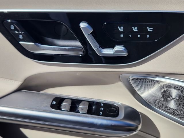 New 2026 Mercedes-Benz CLE 300 4MATIC Cabriolet image 11