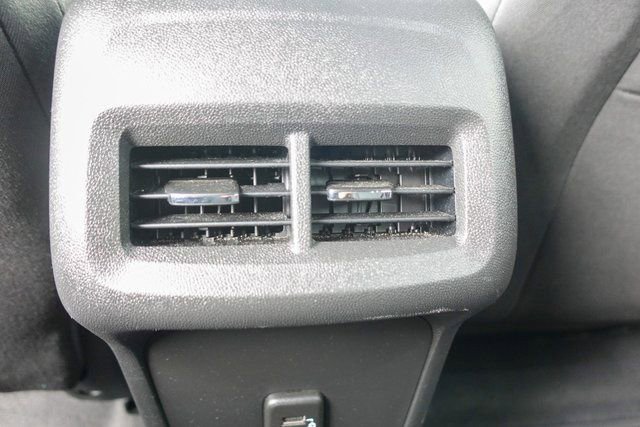 Used 2021 Chevrolet Equinox LT image 26